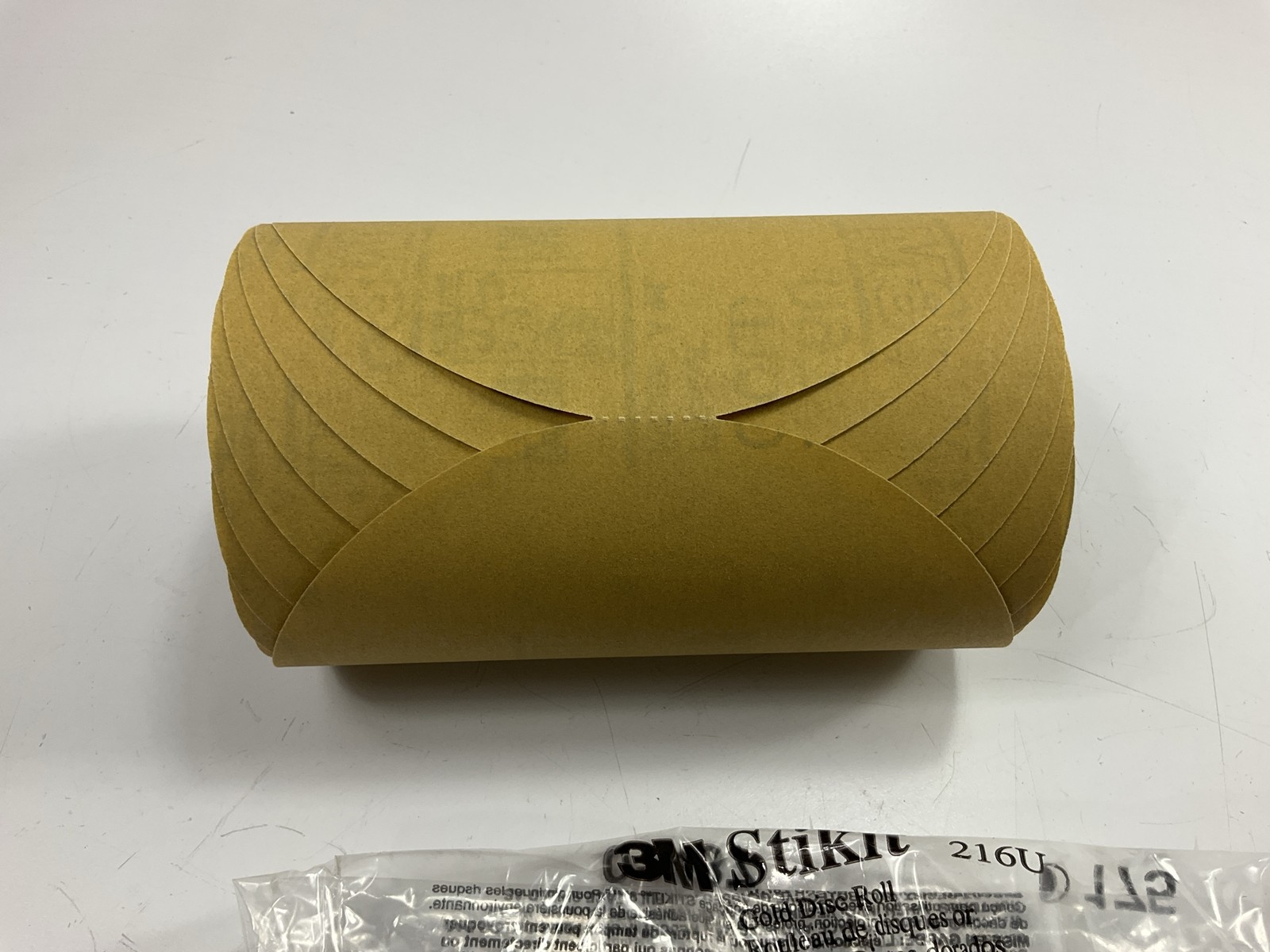 3M 01437 Stikit Gold Sanding Disc Roll, 6″ P240A 240 Grit, Roll Of 175 Discs