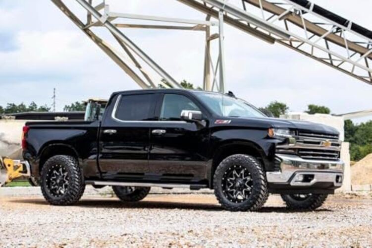 Rough Country 2″ Leveling Kit for 2019-2024 Chevy/GMC 1500-1323