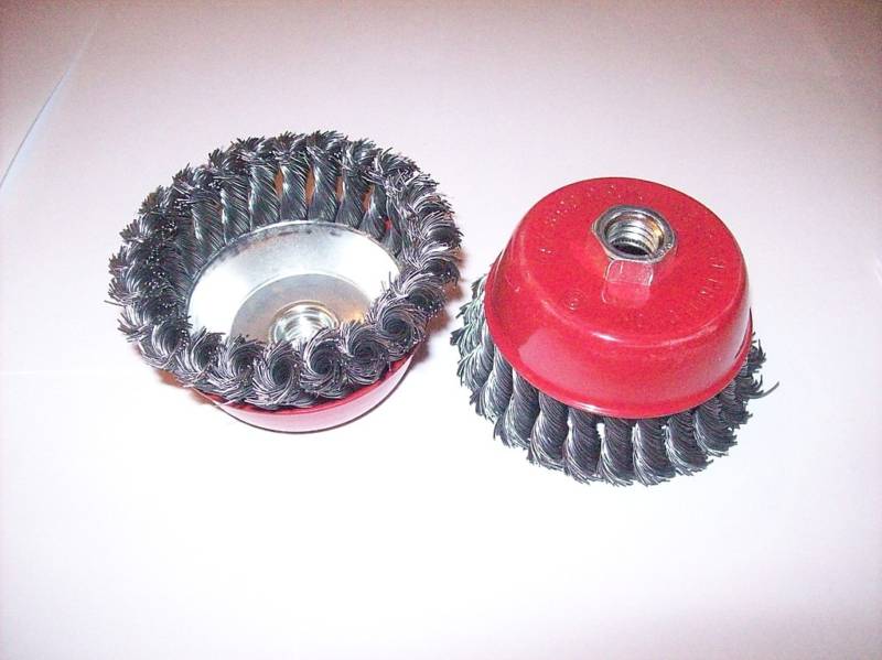 2 IIT 4″ CUP KNOTTED WIRE WHEEL ANGLE GRINDER BRUSH