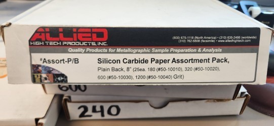 Lot of 8″ Abrasive paper backed discs, various grits