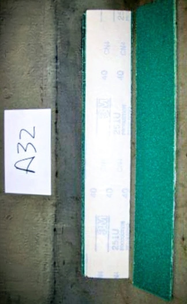 (20) 3M 02231 2-3/4″ X 16-1/2″ 40 Grit Green Corps Stikit Sandpaper Sheets