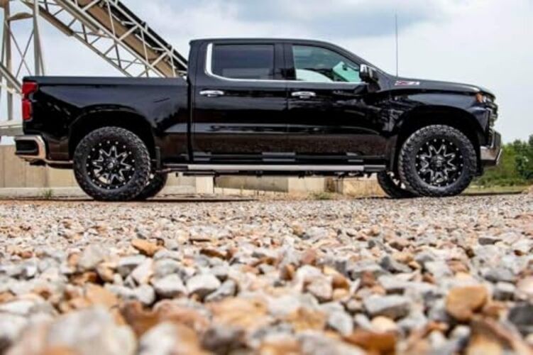 Rough Country 2″ Leveling Kit for 2019-2024 Chevy/GMC 1500-1323