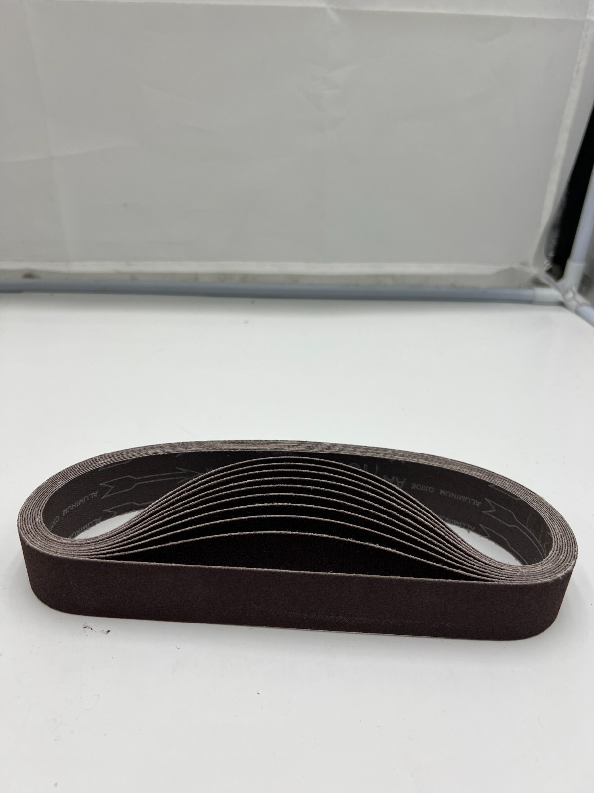 Box of 10-MAKITA Abrasive Sanding Belt 1 1/8″ x 21″ 742304-1, 100 Grit