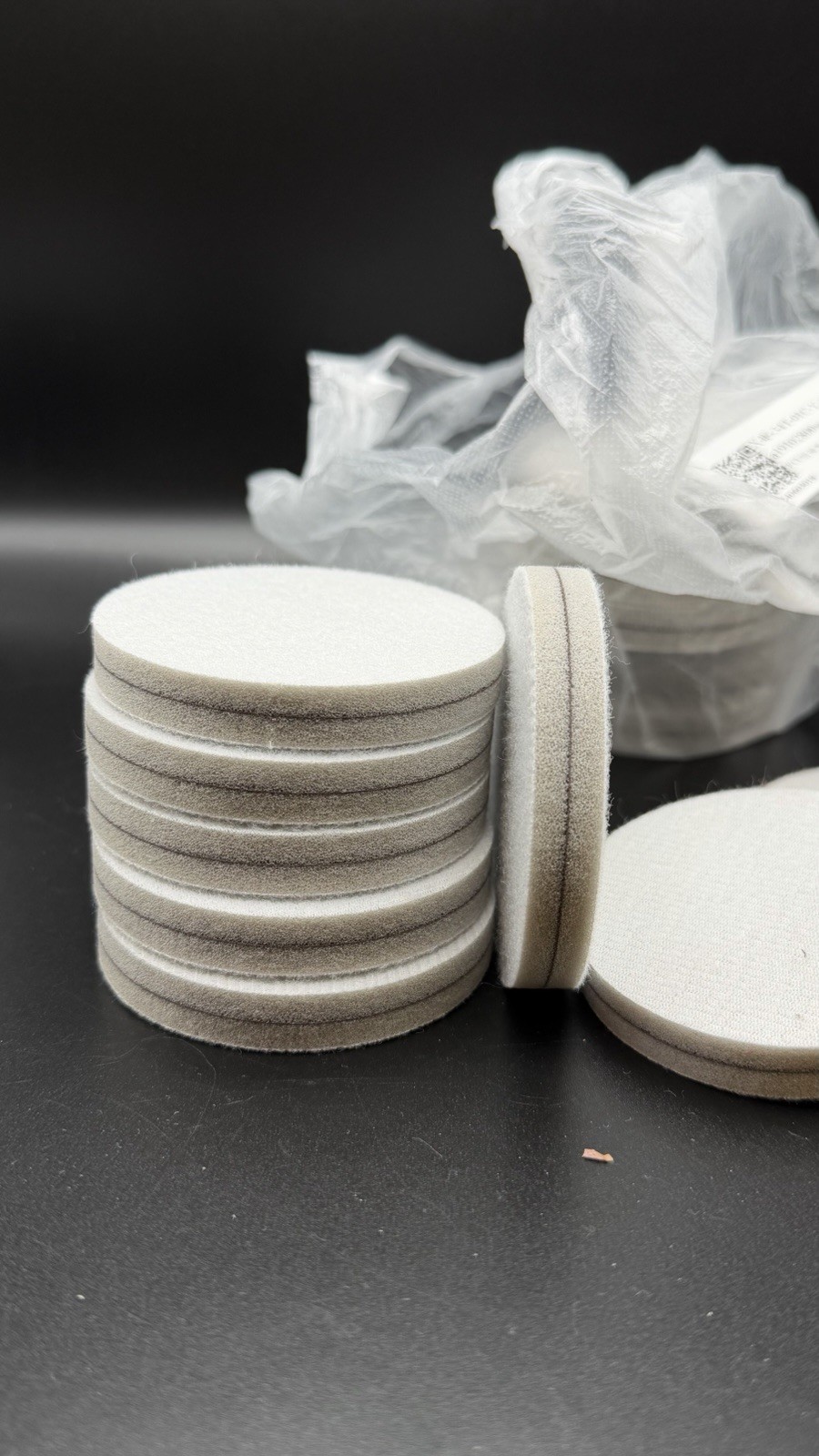 Uxcell 60pcs 3-Inch Sanding Sponge Hook and Loop Sanding Disc Corundum 2000 Grit