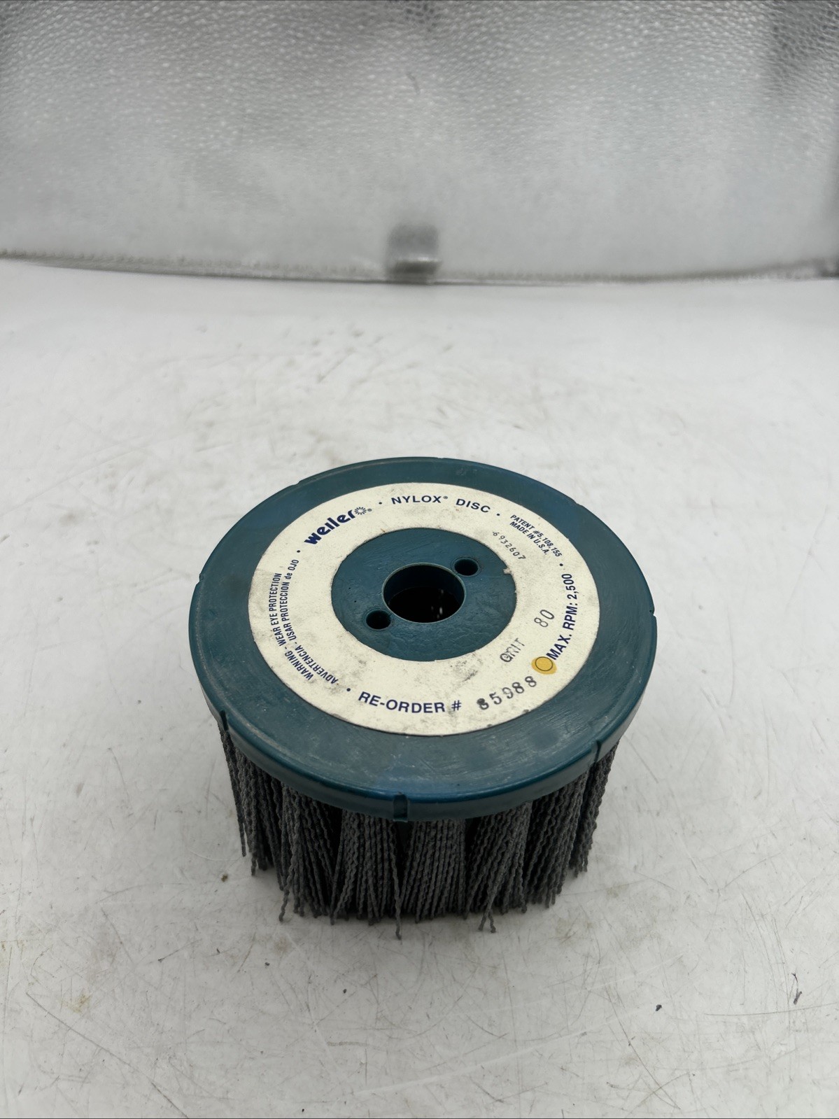 Weiler 85988 5″ Nylox Disc Brush 80 Grit 2500rpm See Pics 30 Day Warranty