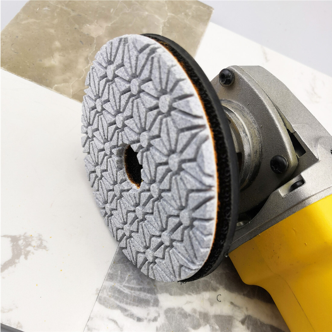 100mm/4″ 3-Steps Diamond Resin Bond Sanding Grinding Discs Wet Polishing Pads