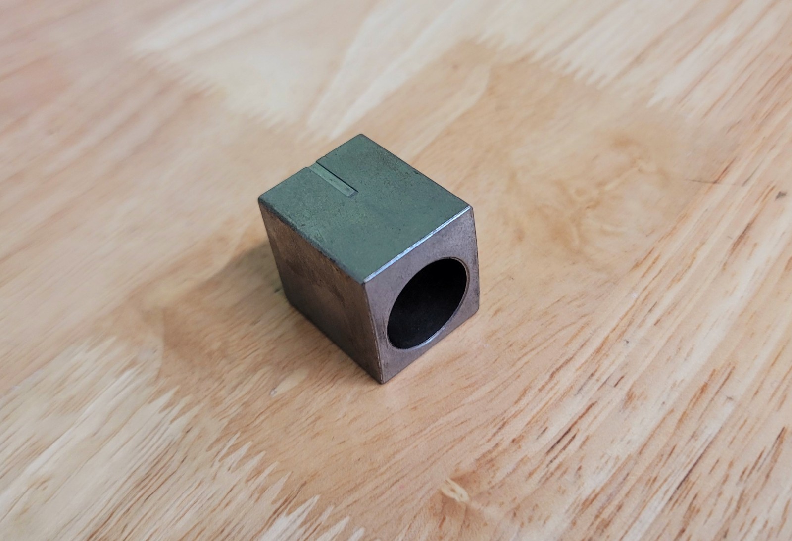 OEM DeWalt BUSHING FOR DW735 DW735X THICKNESS PLANER N577096 GENUINE PART
