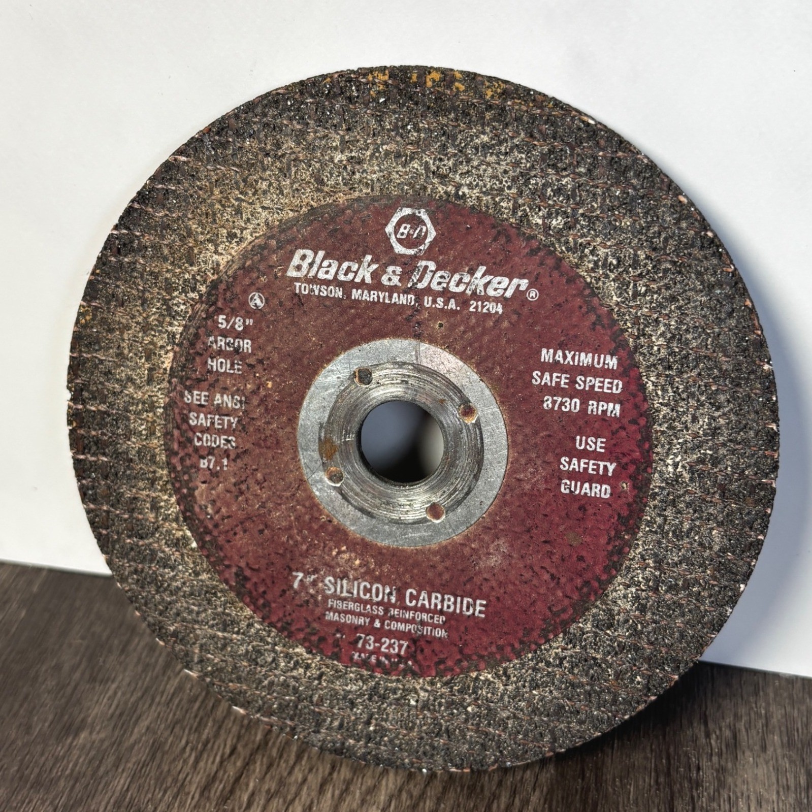 Black Decker 7 Inch Silicon Carbide Cut Off Wheel 5/8 Inch Arbor 8730 RPM