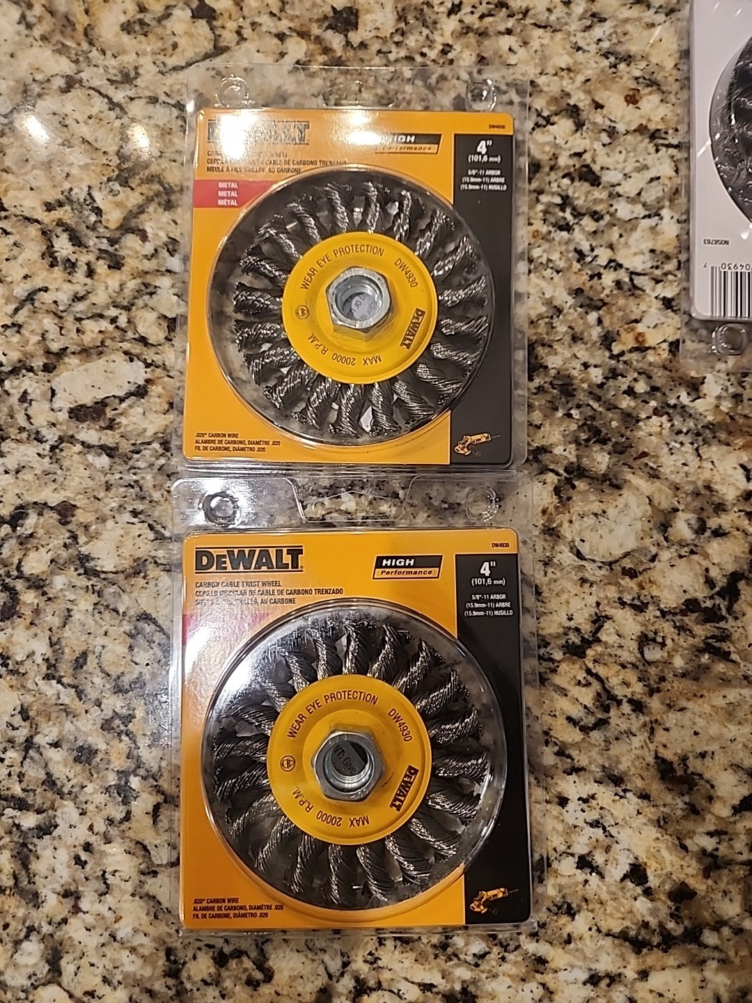 2x DeWalt DW4930 Carbon Cable Twist Wire Wheel 4″ Fast Free Ship