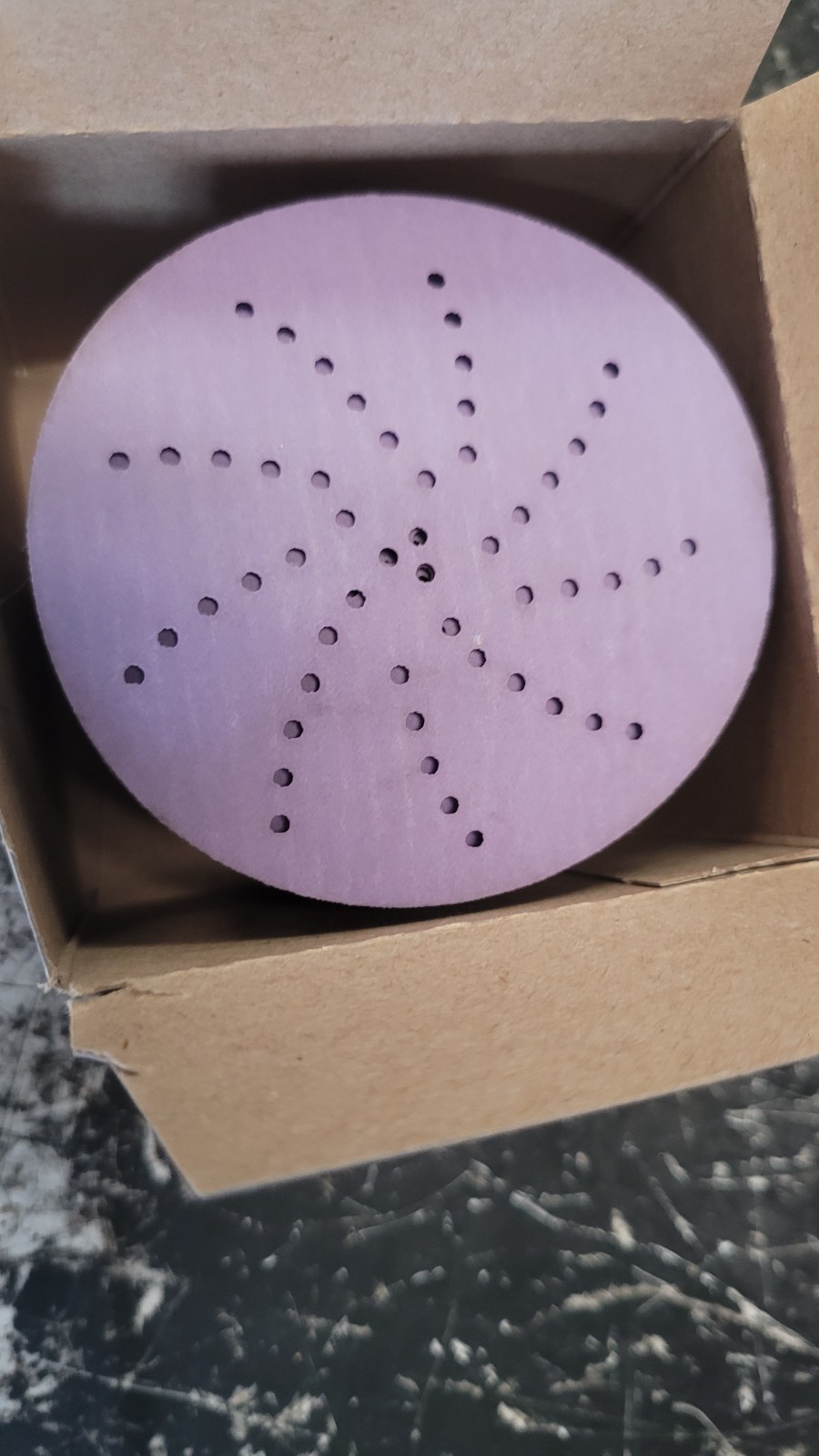 3M™ Cubitron™ II Hookit™ Clean Sanding Abrasive 3″ Disc 800+ Grade, 50/Box 31467