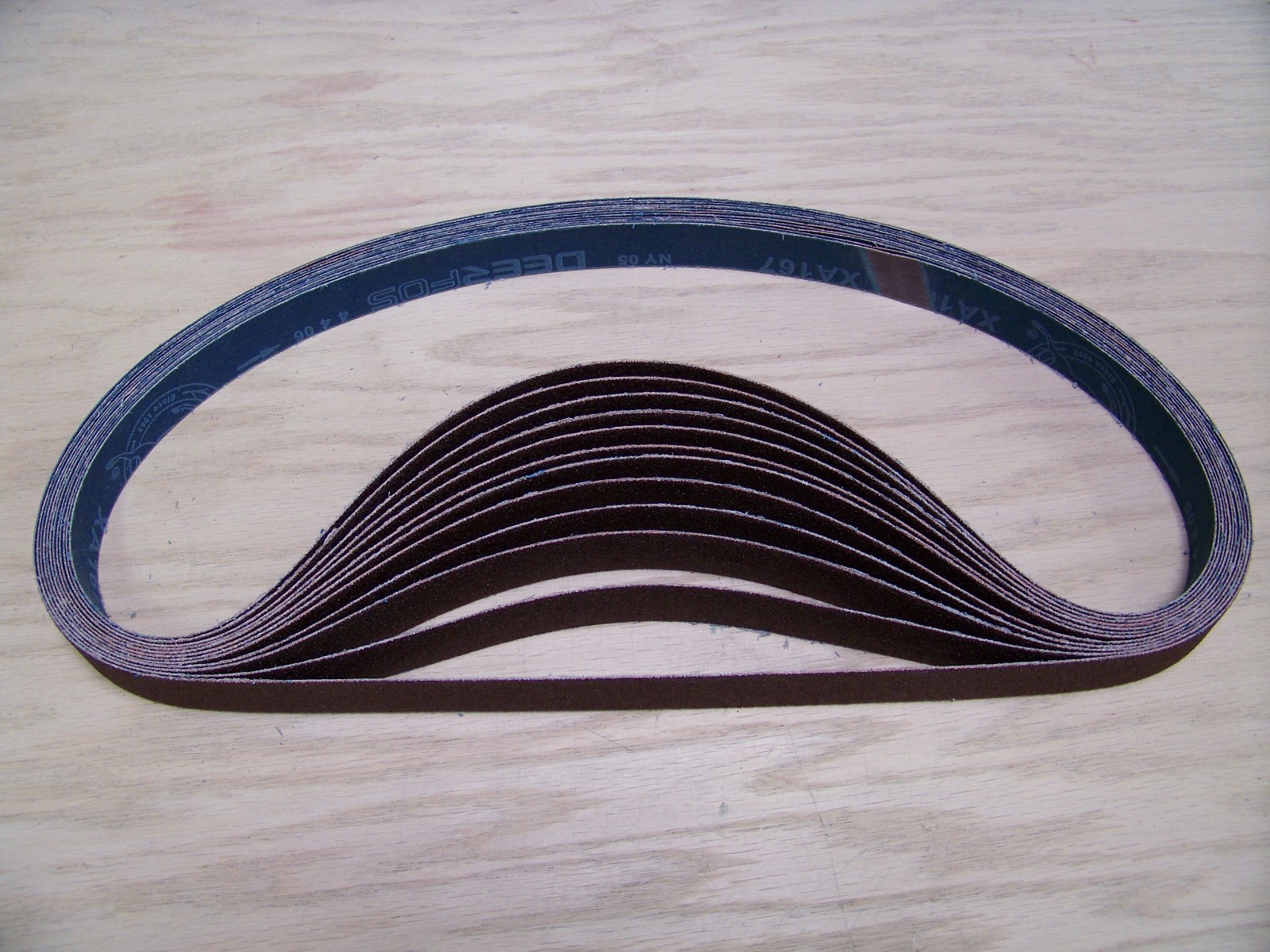 PREMIUM A/O, X-WEIGHT SANDING BELTS 1″ X 42″, 10 – PACK, 600-GRIT