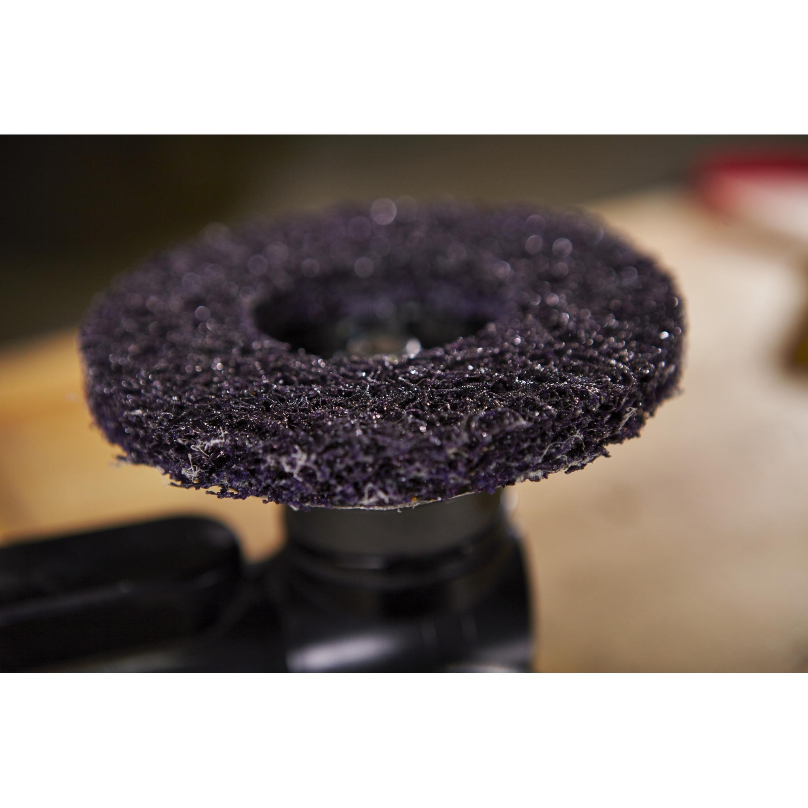 Scotch-Brite Clean and Strip XT Pro Disc, XO-DC, SiC Extra Coarse,Purple