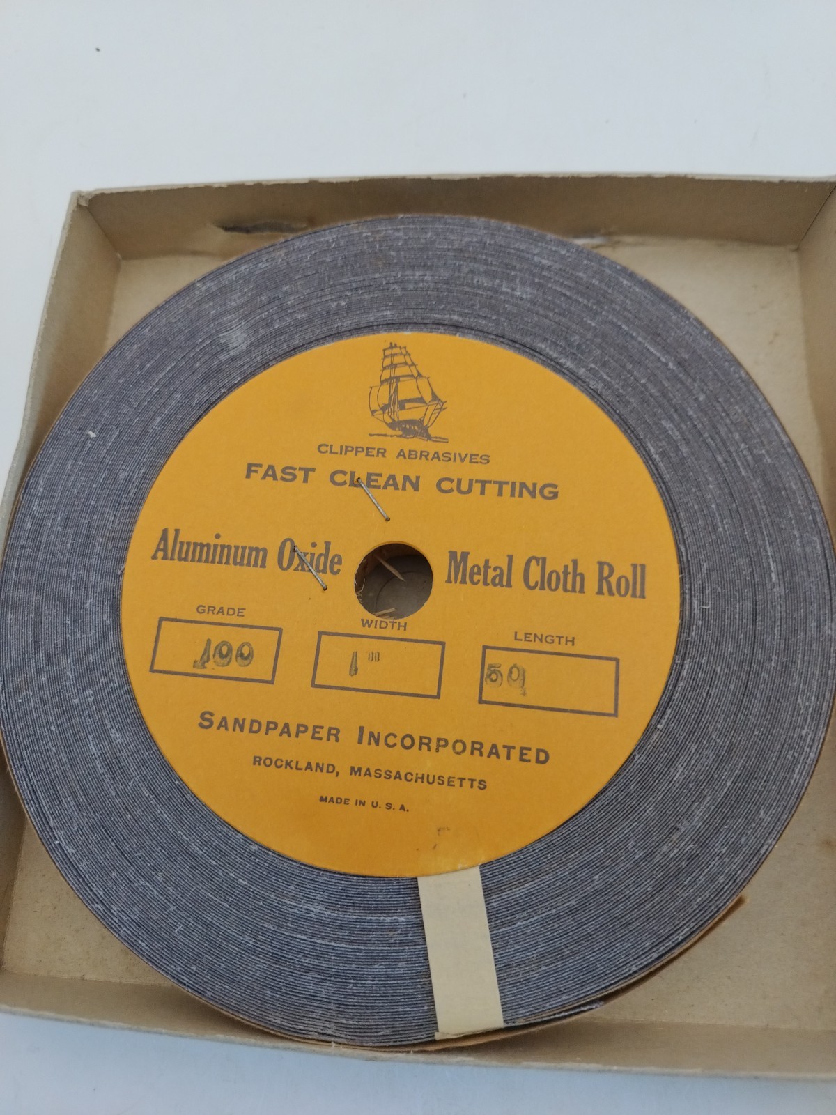 Vintage Clipper Abrasives Sandpaper Roll 100 Grit Aluminum Oxide Cloth 50Yd