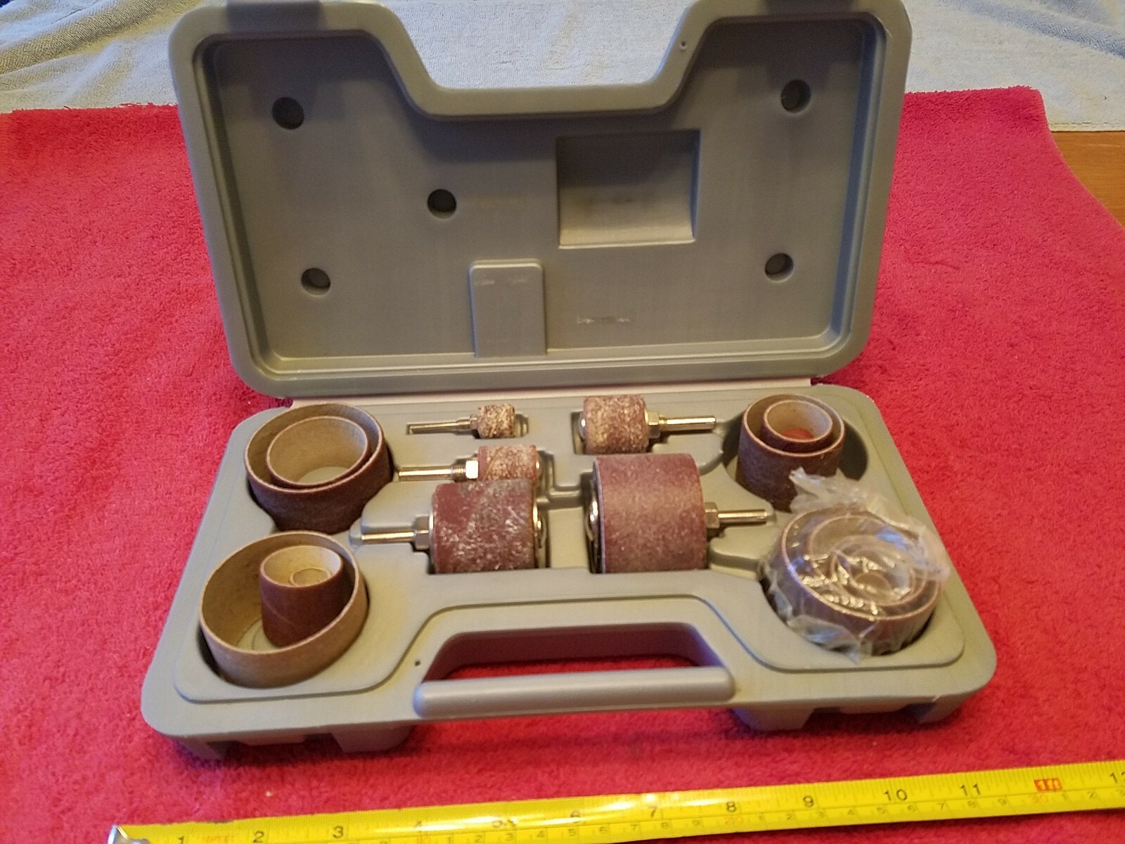 RUBBER SANDING DRUM SET IN CASE