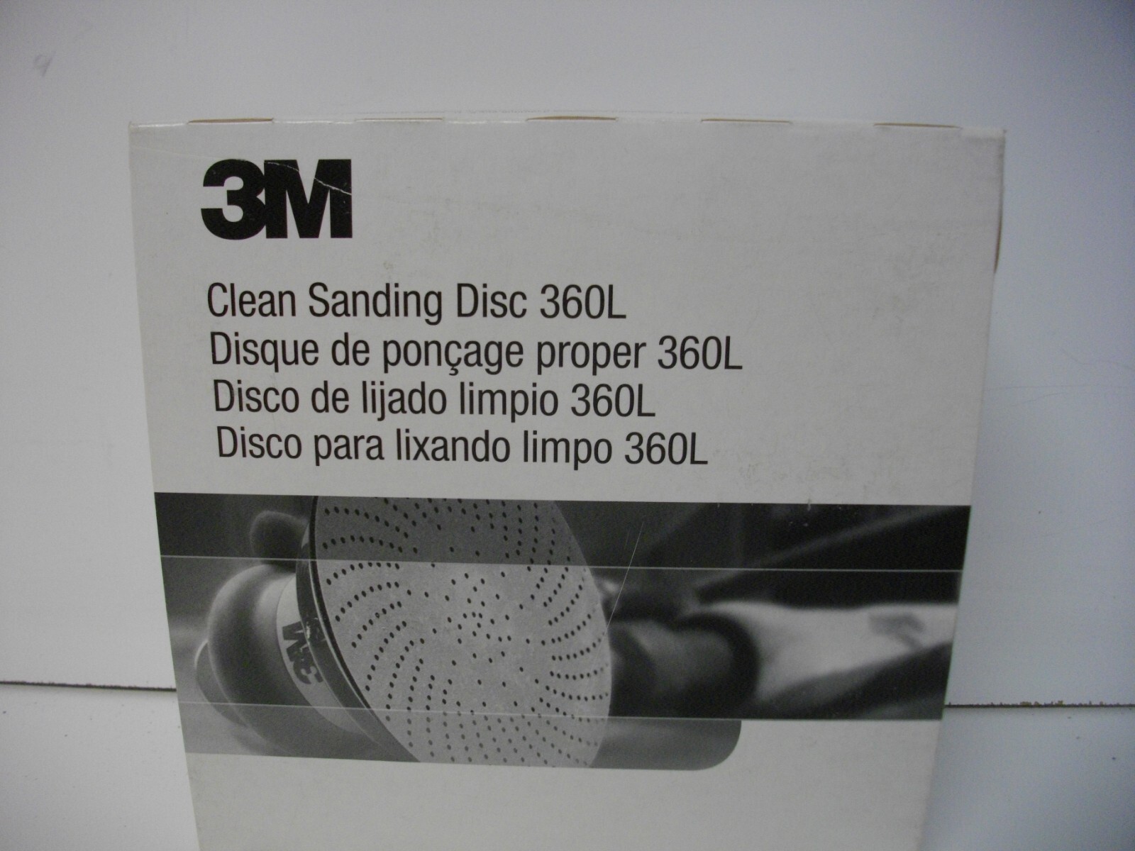 3M 01707 Hookit Clean Sanding Disc Aluminum Oxide 5 in diameter P320 Box of 100