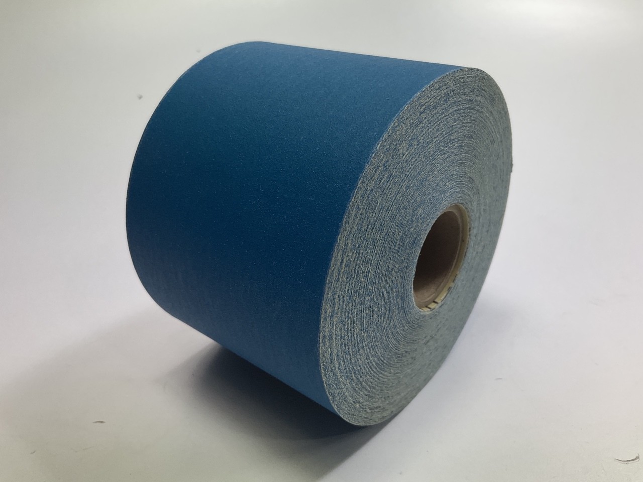 3M 36223 Stikit Blue Abrasive Sheet Roll, 2.75 In X 30 Yd, 240 Grit
