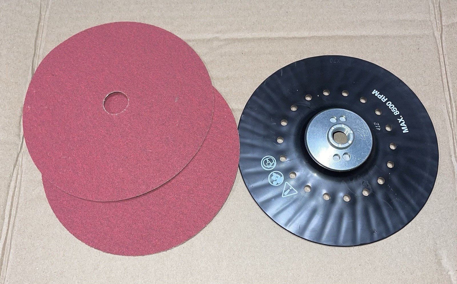 Diablo 7 In. Metal Grinder/Sander Conversion Kit 2 50 Grit Discs DCP070VGPS01G