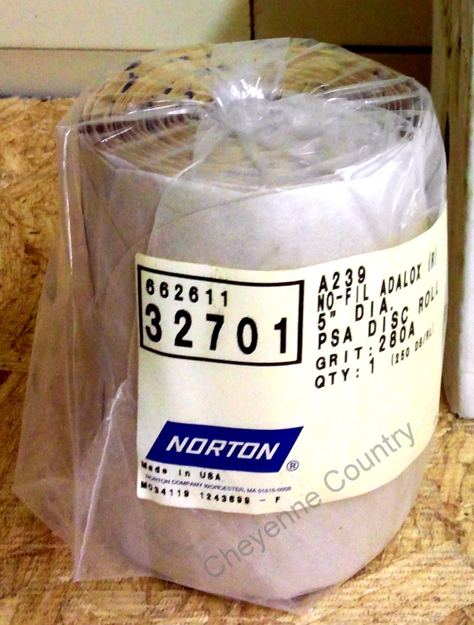 250 pcs Stick-On 5″ no hole 280 grit sanding disc Norton 32701