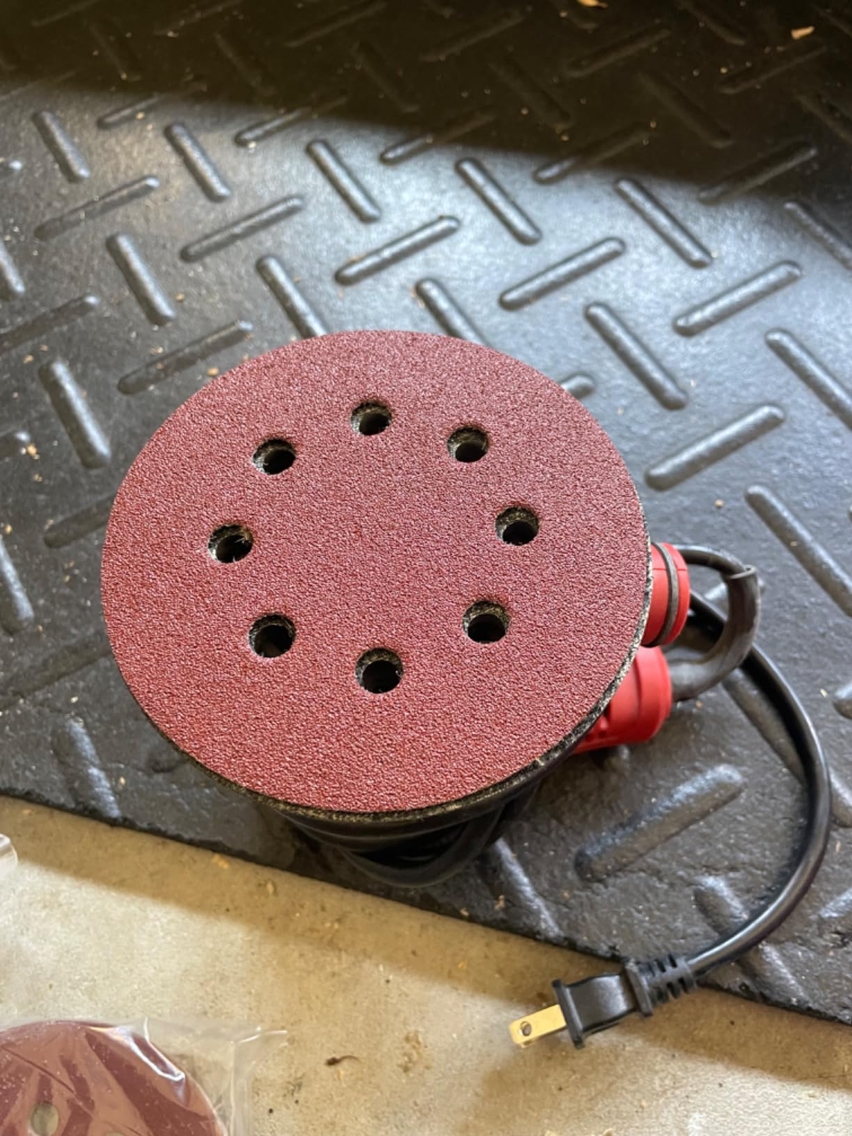 70Pcs 5 Inch 8-Hole Hook and Loop Sanding Discs 9 Mixed Grits Round Sandpaper