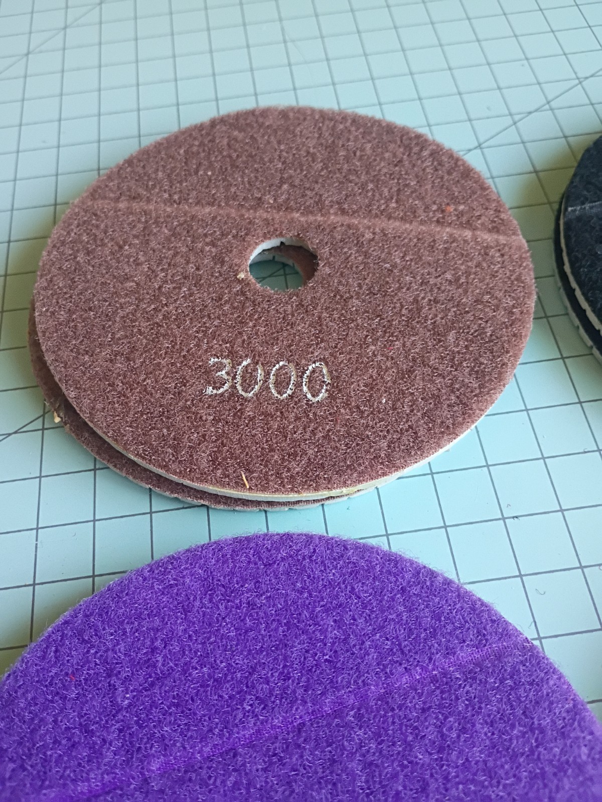 Lot Of 8 Various Grit 5″ Diamond Polishing Pads B32
