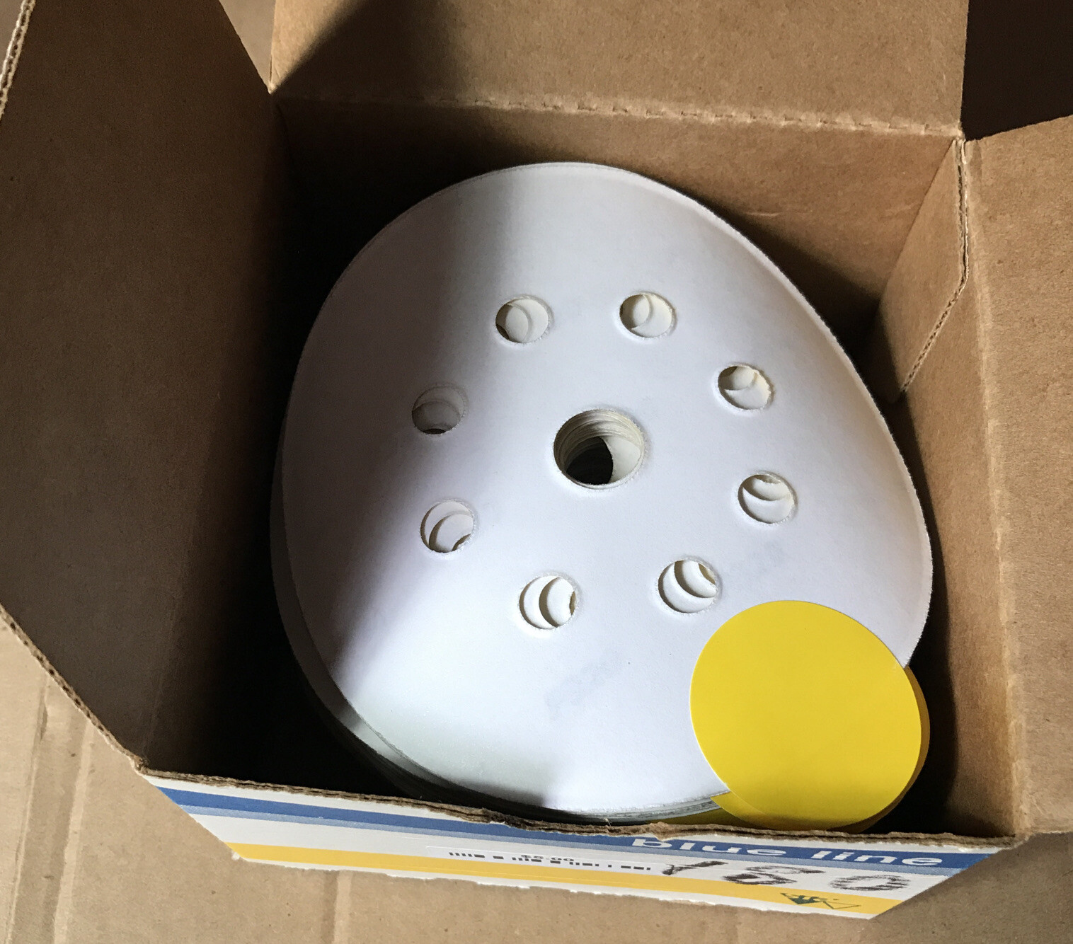 NEW Sia Blue Line 5″ sanding disc, P 320 grit, 100 discs peal and stick 9 hole