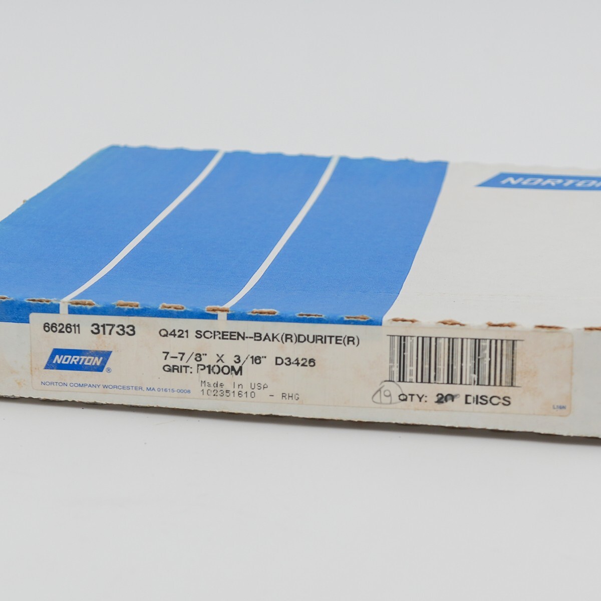 7-7/8″, 100 Grit (x19) – Norton Q421 Screen-Bak Durite Sanding Disc 66261131733