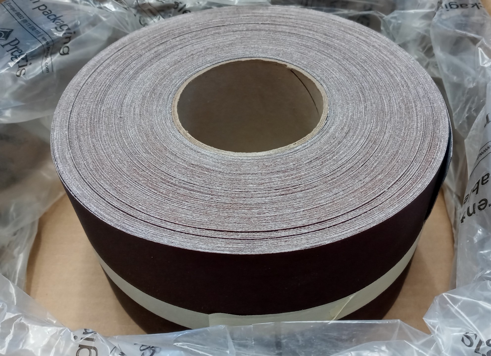 DeWalt DANR122201 4″ x 50 Yards 220Grit AO Metal/Stainless Finishing Shop Roll