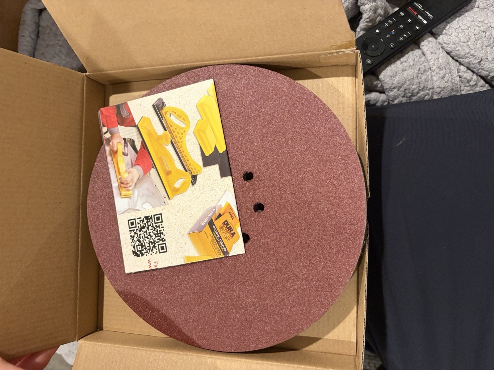 ProductionShop Premium 9″ Red 8-Hole Pattern 150 Grit Sanding Discs, Box of 20