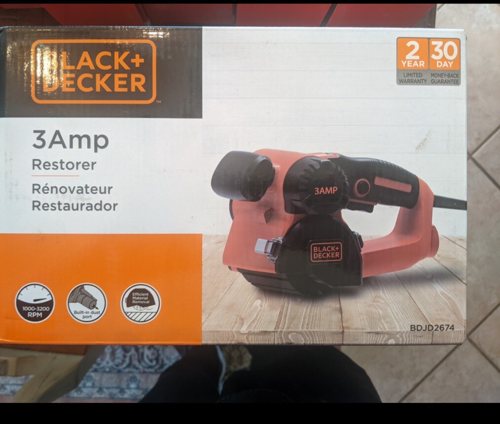 Black & Decker 3amp Restorer With 3 Sanding Sleeves.
