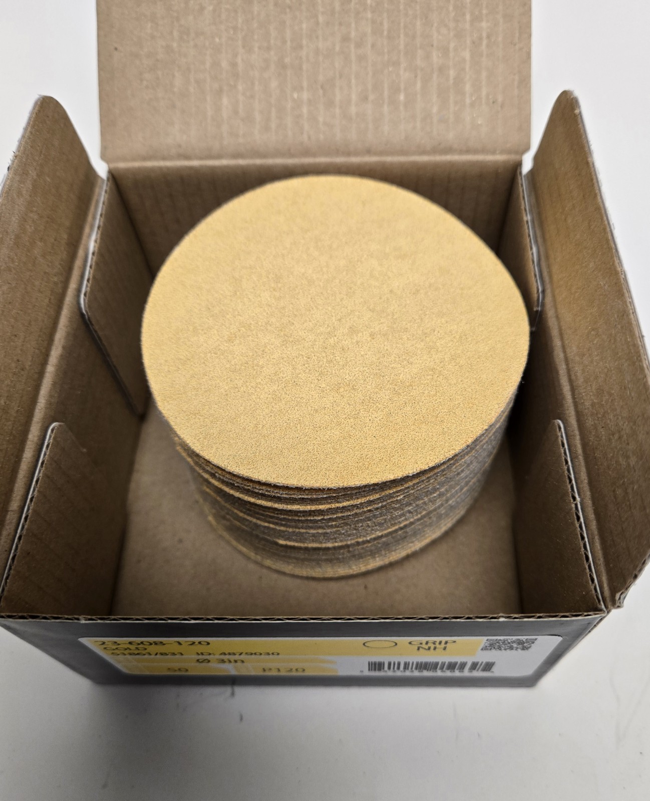 MIRKA SANDING DISCS 23-608-120. GOLD 3″, P120 GRIT. BOX OF 50.