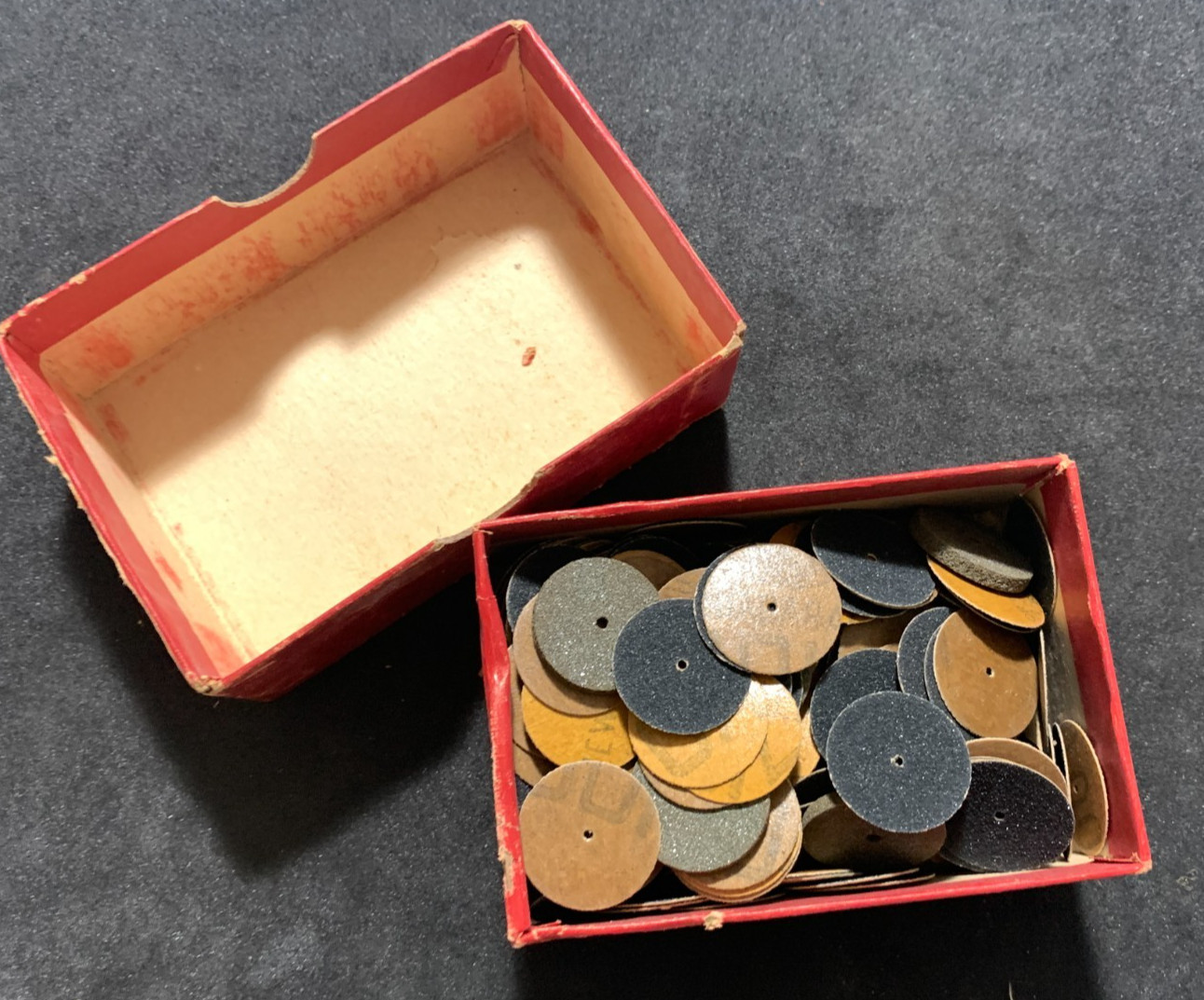 VTG 600 Craftsman Porcelain and Gold Silicon-Carbide Paper Discs 7/8″ Mix in box