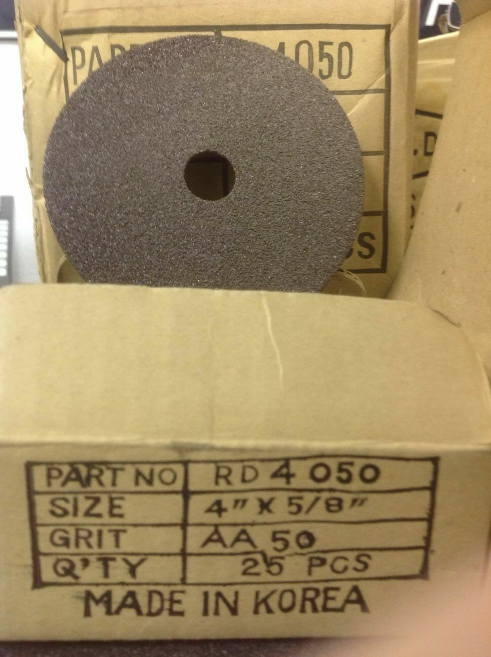 VARIOUS 4″x 5/8″ AA120, AA80, AA50 Sanding Grit Discs See Variations 25 EACH