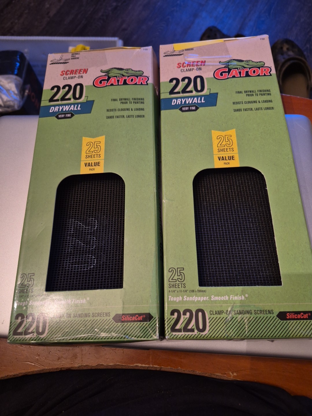 2 BOXES Gator 11in.LX 4.25in.W 220 Grit Silicon Carbide Drywall Sanding Screen