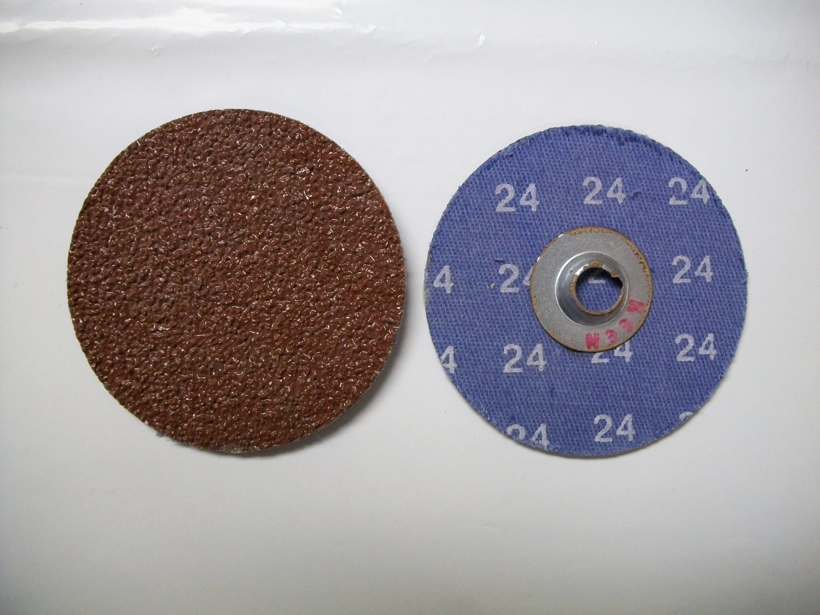 2″ Clip On Type S Roloc Sanding Disc, 24 Grit, AO, Keen , 50pc