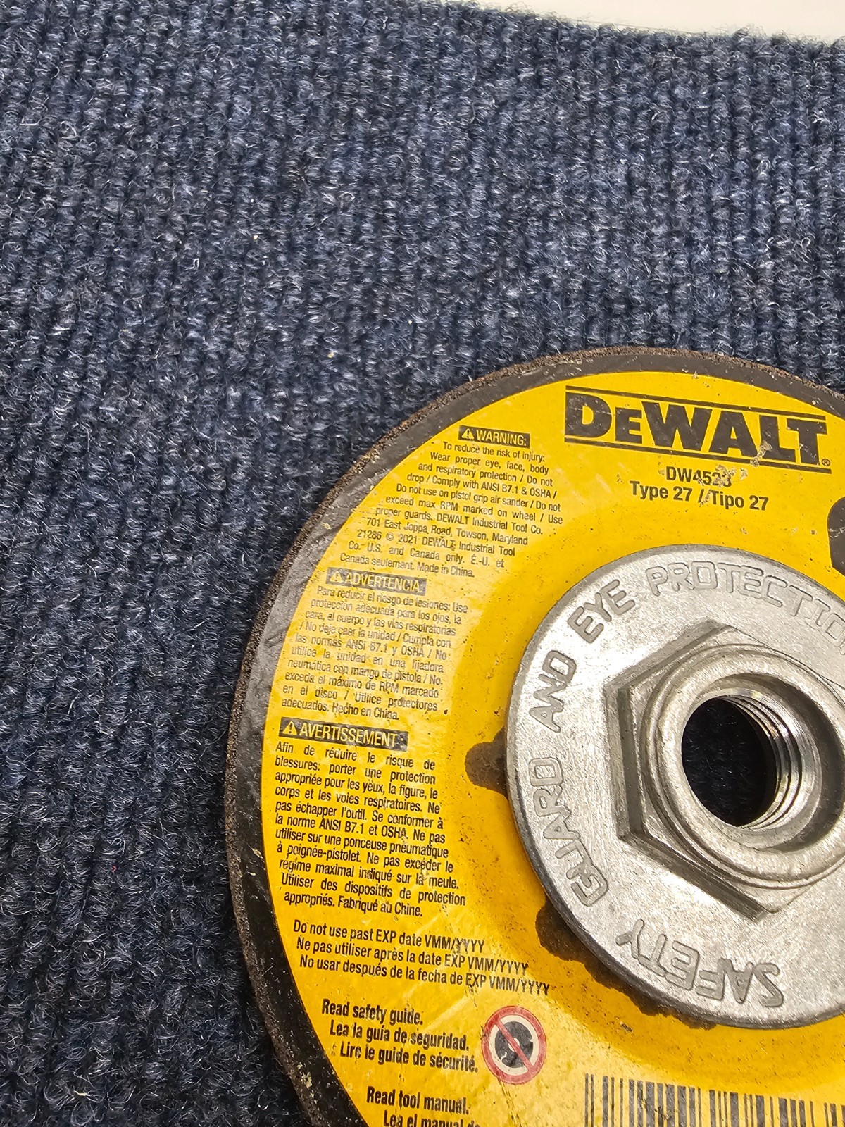 (QTY 4) Dewalt DW4523 4-1/2 x 1/4 x 5/8-11 High Performance Metal Grinding Wheel