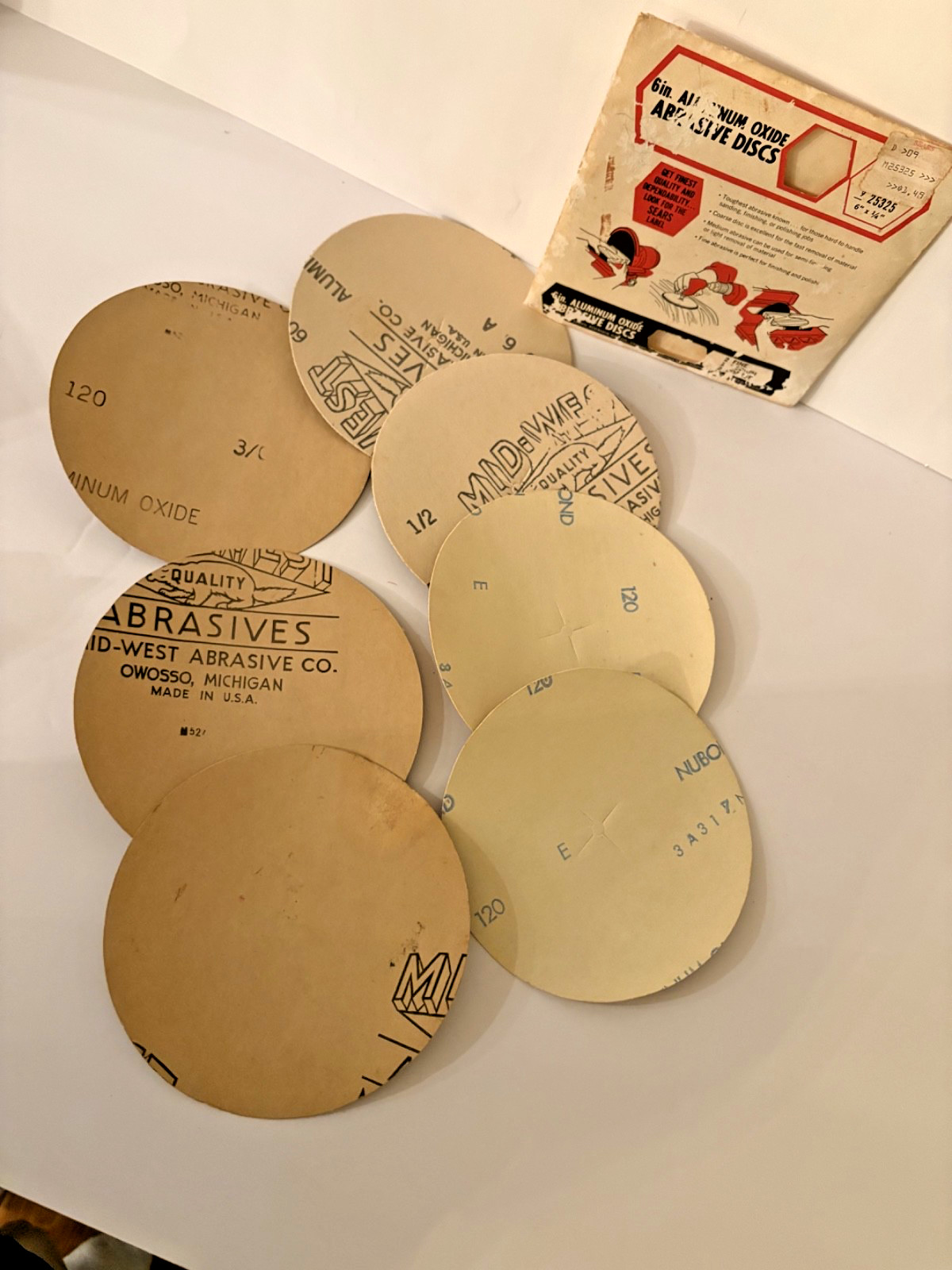 VTG Craftsman & Carborundum Aluminum Oxide Abrasive Discs various grit (30 disc)