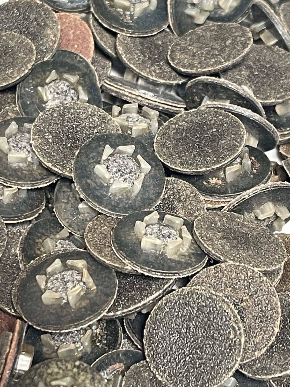 Assorted 3/4” Round Sanding Abrasive Paper Discs Quick-Change Sandpaper (26JL59)
