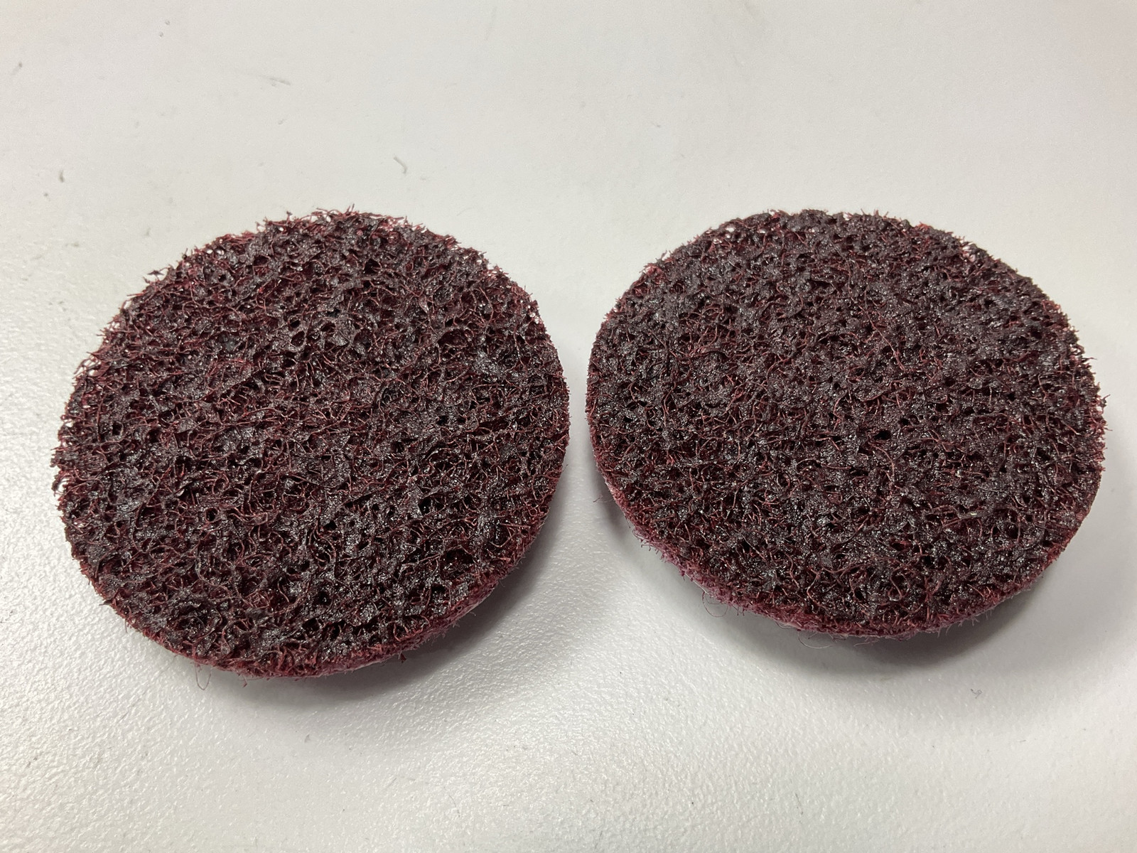 3M 07481 Scotch-Brite Roloc 2″ Surface Conditioning MEDIUM Grade Disc – 25 Count