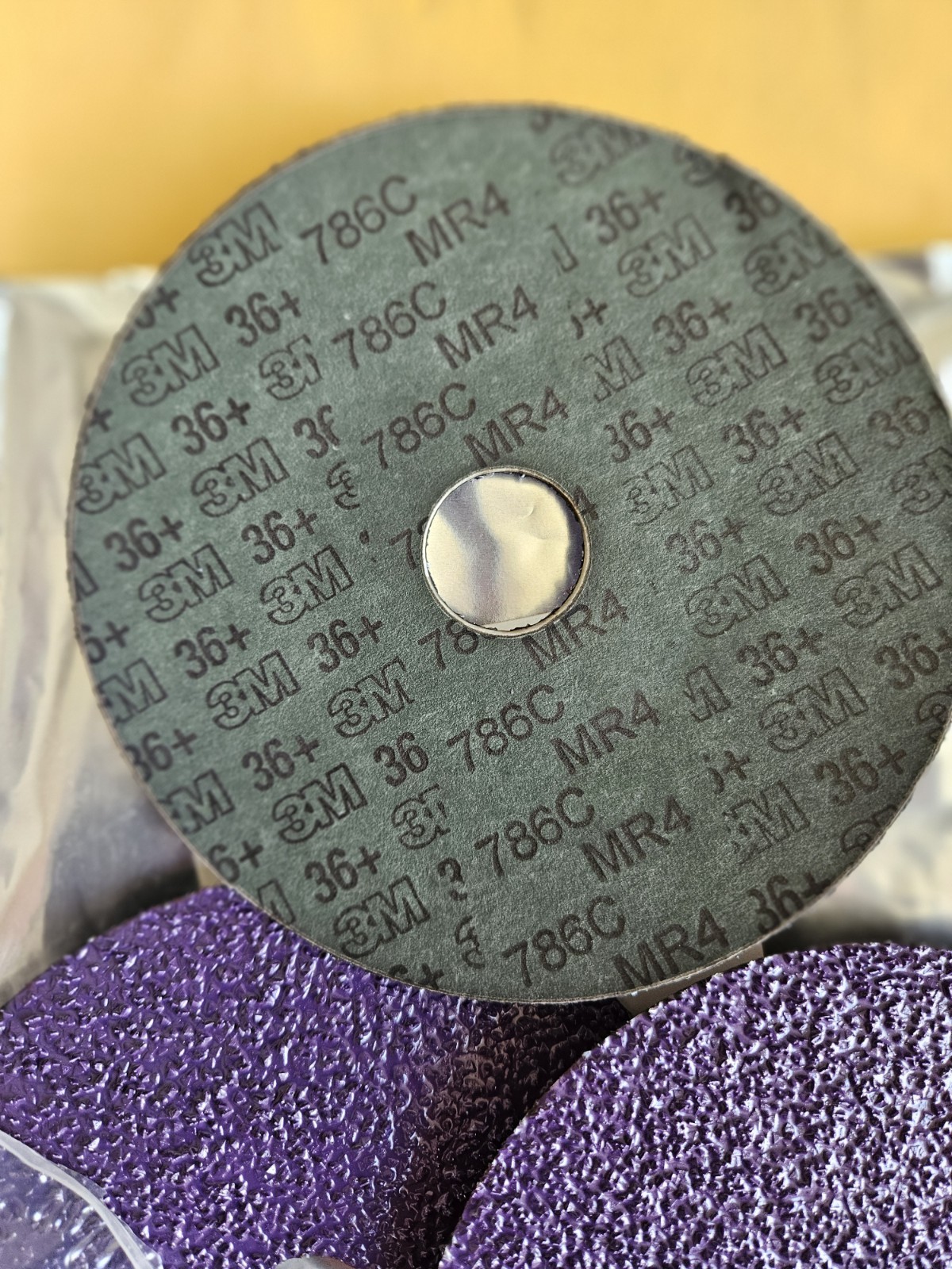 3M Cubitron II Abrasive Fibre Disc 33413 ( 7/8 in × 5 In ) 36+ *** PLEASE READ*