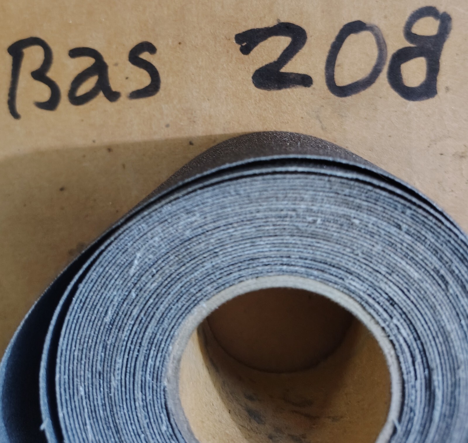 🗽ALUMINUM OXIDE J120 EMERY PAPER 8 VARIOUS LENGTH ROLLS