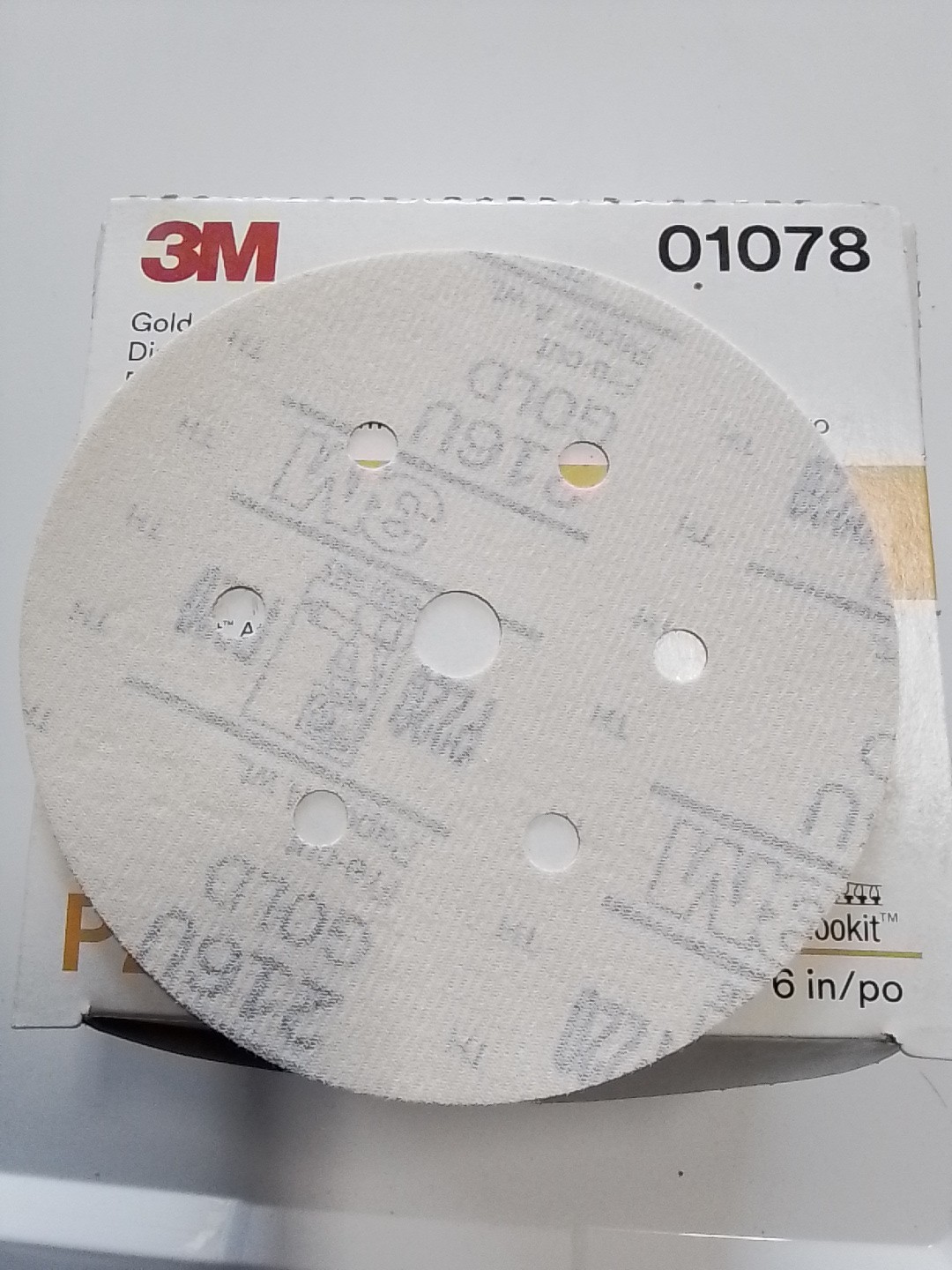 3M Hookit Gold Disc Dust Free 216U, 01078, 6 in, P220, 100 discs