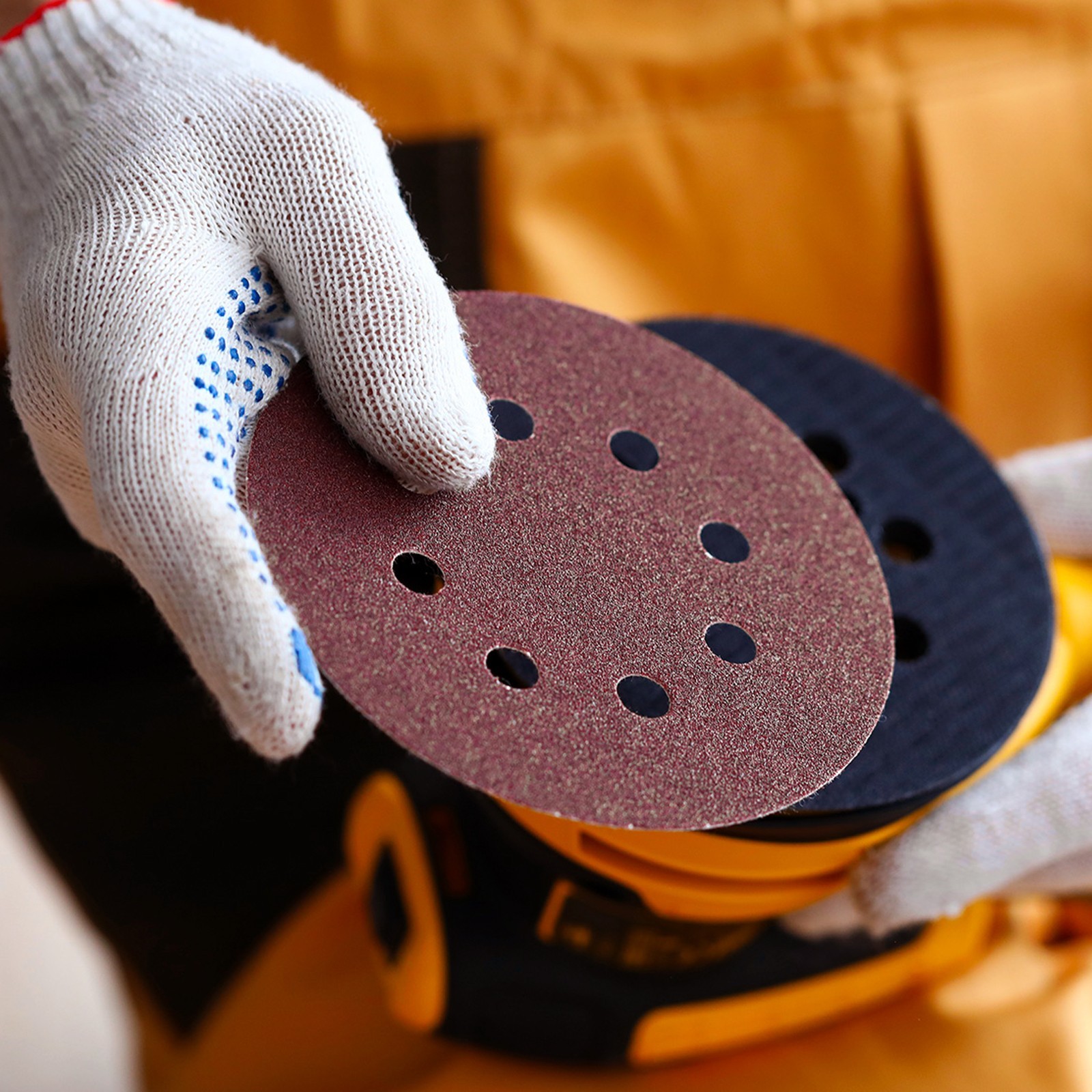 50Pc 100# Flocked Sandpaper Hook Loop Sanding Discs 8 Hole for DIY Craft Sanders