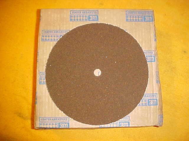 3M 8″ X 1/2″ 40 GRIT ALUMINUM OXIDE SANDING DISC 50 PCS PER BOX
