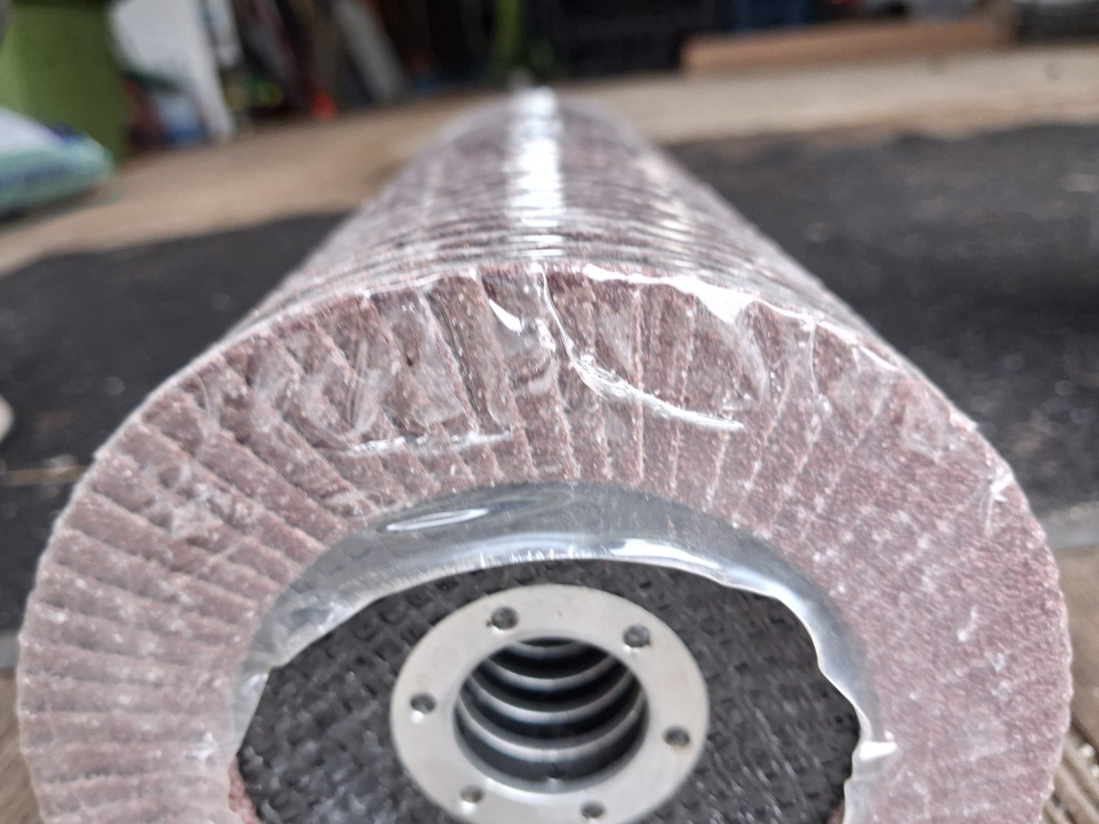 Lot of (40) Aluminum Oxide Flap Disc Grinding wheel 4-1/2 Angle Grinder 40 Grit