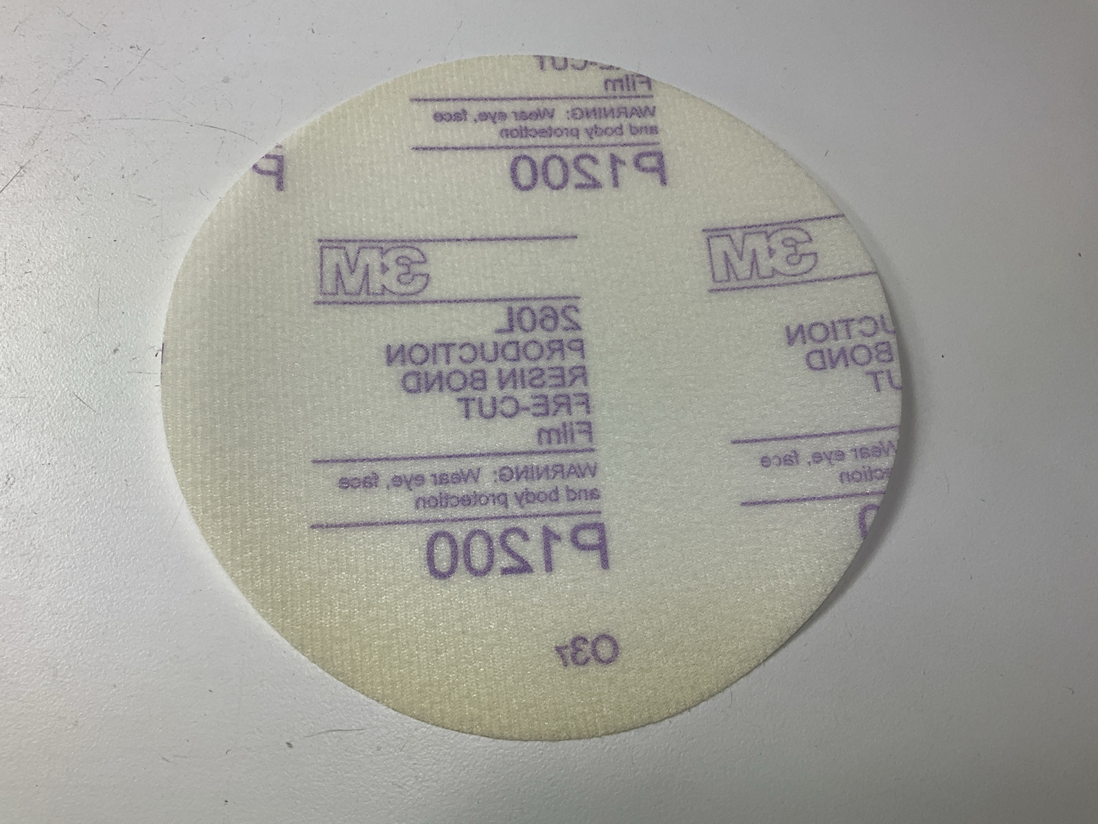 3M 30668 6″ 1200 Grit Purple Finishing Film Hookit Sanding Disc. 50 Per Box