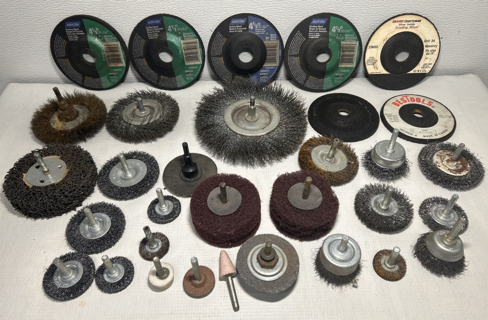 Lot of New/Used 4.5” Grinding Cutting Disc Masonry/Steel & Wire Brush & Stone