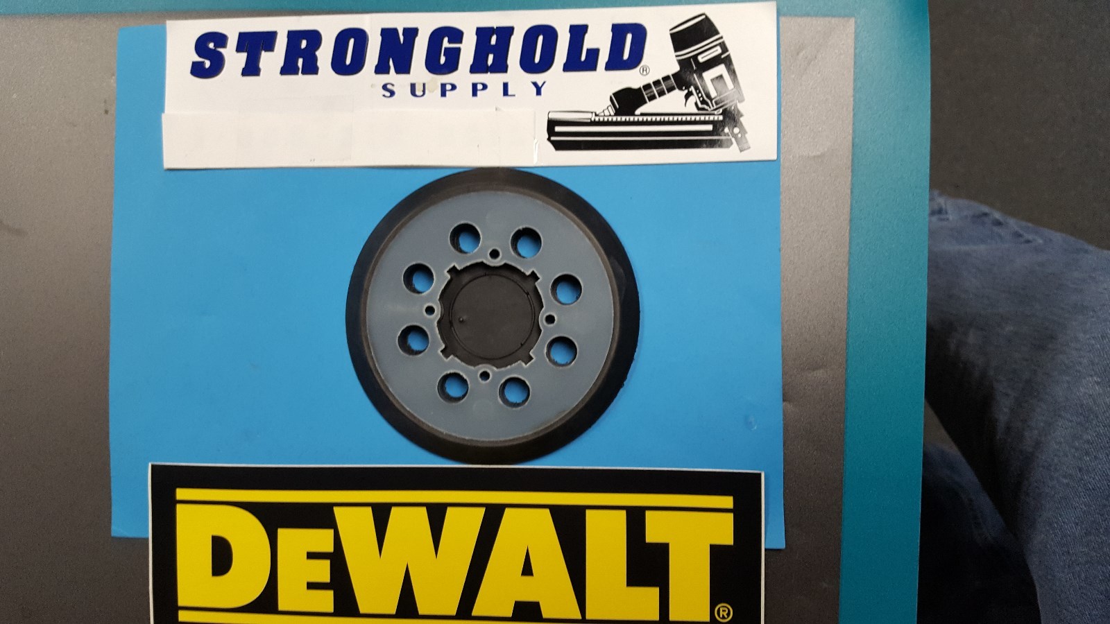 NEW N329079 REPLACEMENT PAD FOR DEWALT H&L 8 HOLE