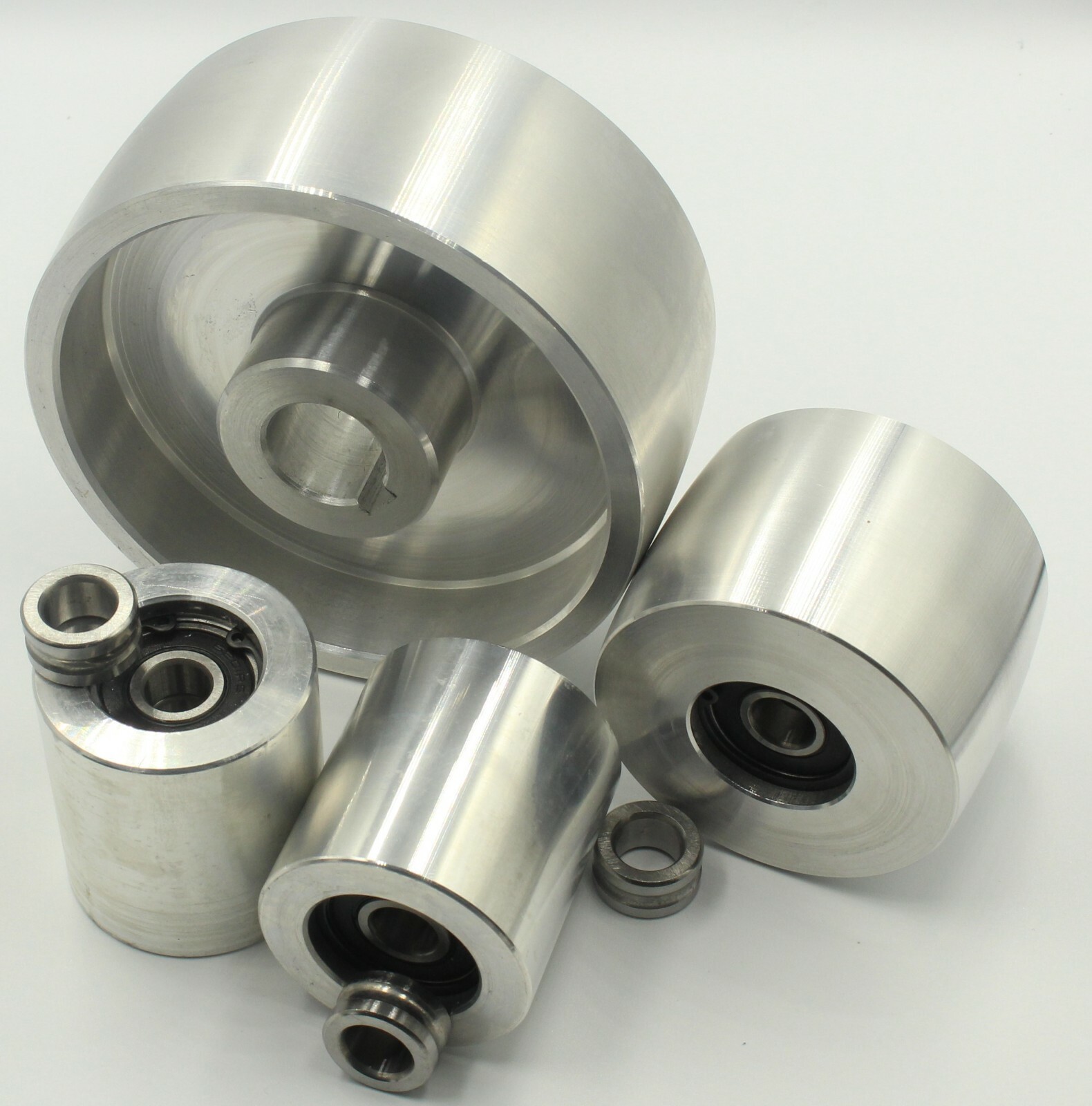 2×72″ Belt Grinder wheels-5″ Drive-24 mm shaft, 3″ Track-2″ Idler-Hinge Bracket