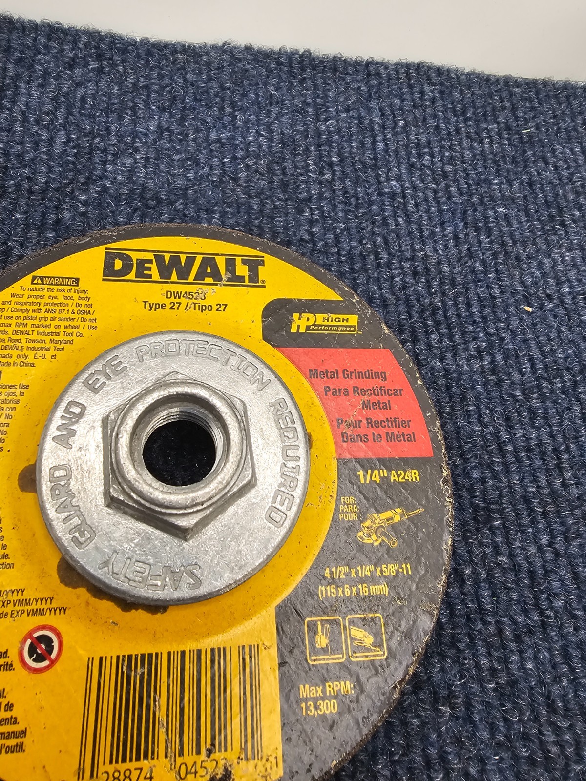 (QTY 4) Dewalt DW4523 4-1/2 x 1/4 x 5/8-11 High Performance Metal Grinding Wheel
