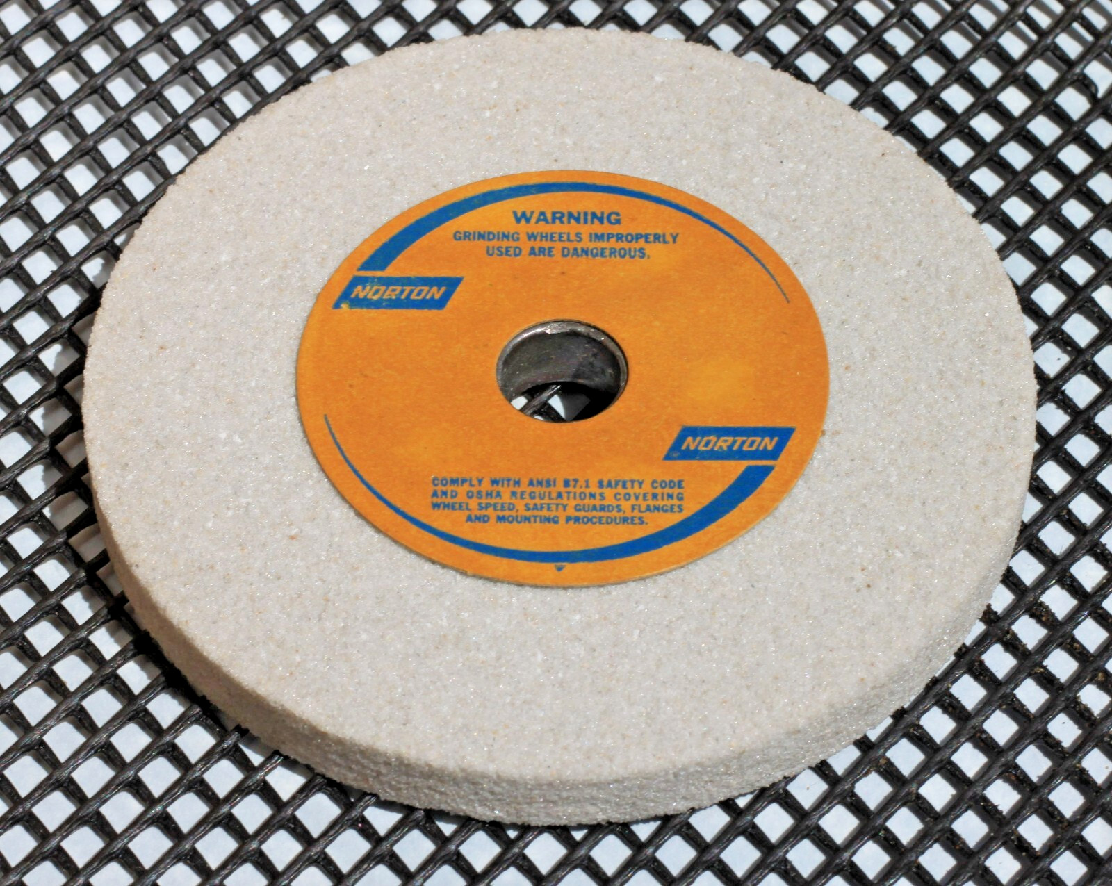 Machine Shop Surplus! Grinding Wheel Norton 4″x3/8″x1/2″ 32A60-J5VBE, NewOldStk